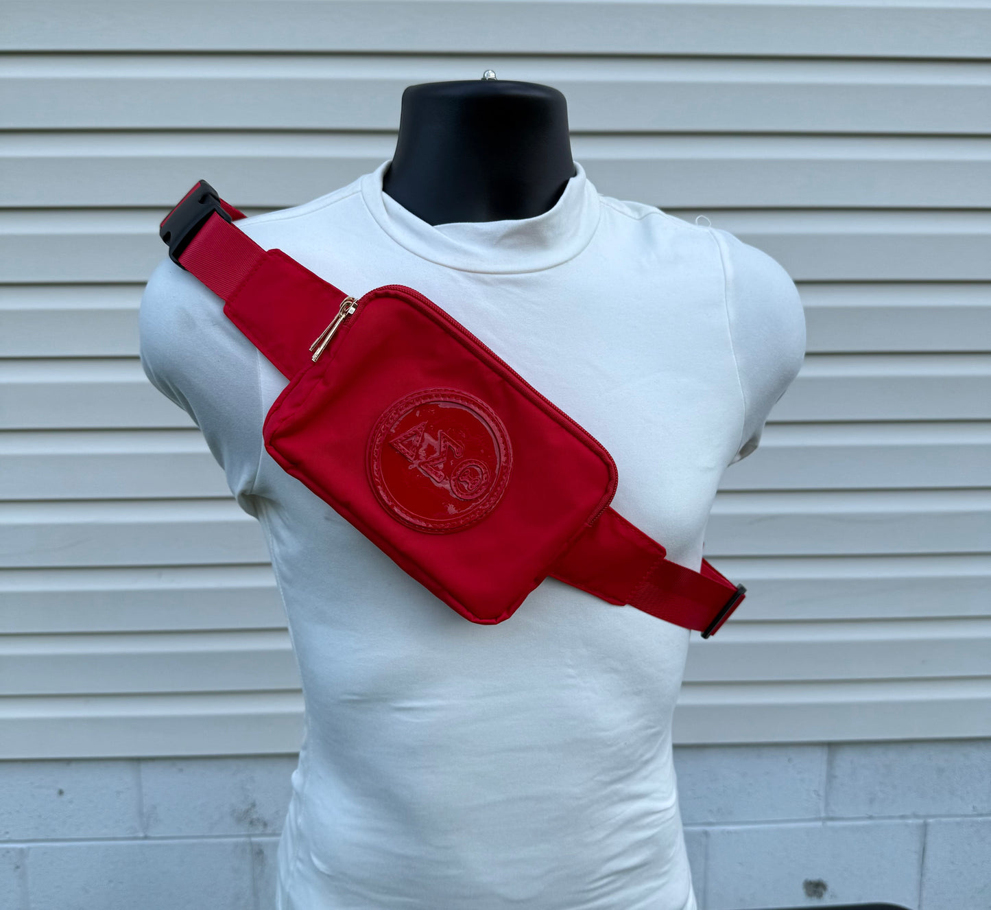 Delta Sigma Theta Fanny pack/Crossbody.