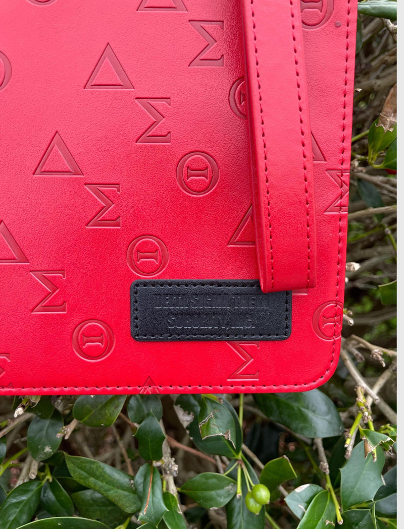 Delta Sigma Theta clutch or wristlet